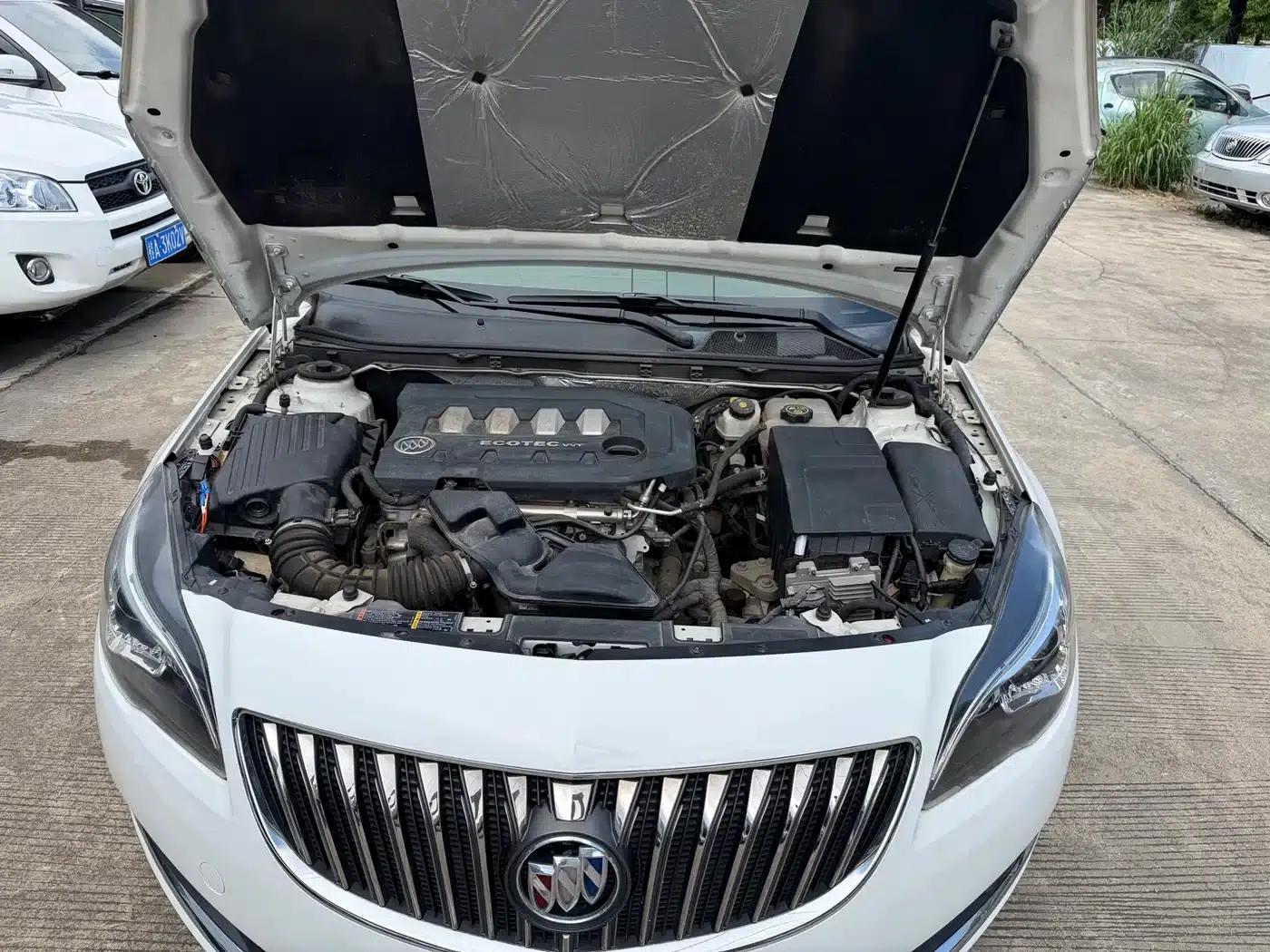 Buick Regal 2014 2.0L Leading Fashion Edition — миниатюра 11