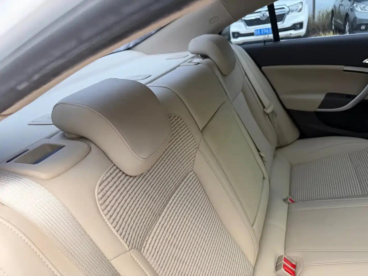 Buick Regal 2014 2.0L Leading Fashion Edition — миниатюра 18