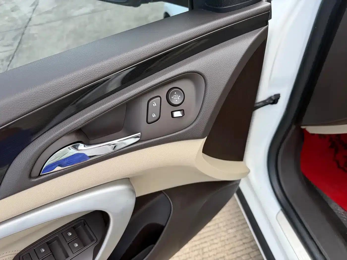 Buick Regal 2014 2.0L Leading Fashion Edition — миниатюра 20