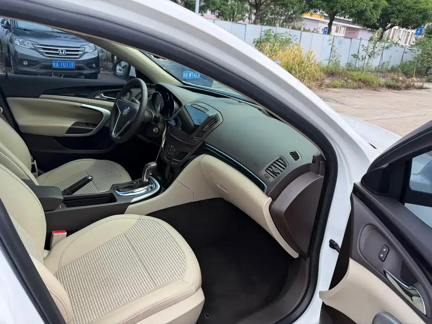 Buick Regal 2014 2.0L Leading Fashion Edition — миниатюра 8
