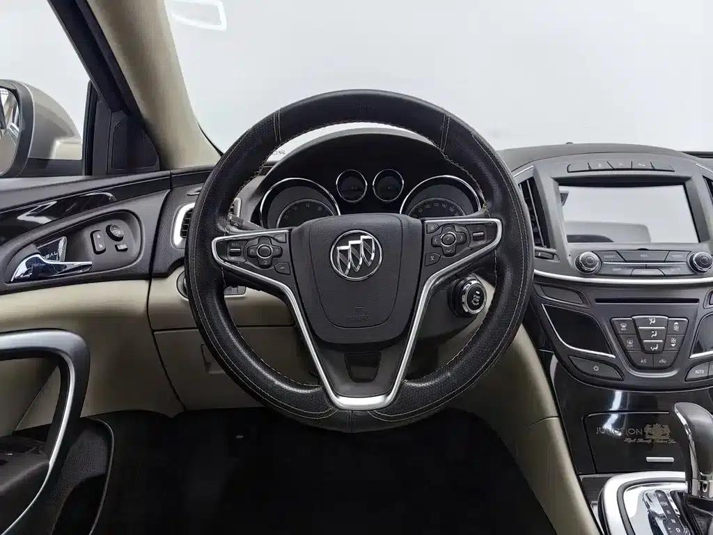 Buick Regal 2015 2.0L Leading Fashion Edition — миниатюра 11
