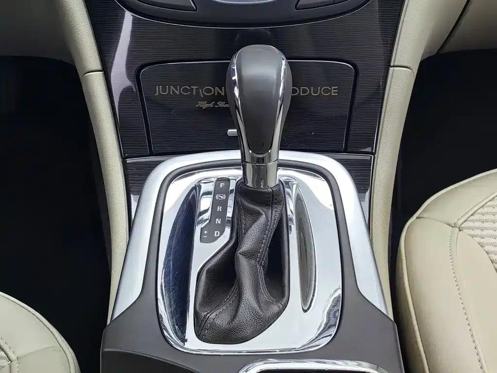 Buick Regal 2015 2.0L Leading Fashion Edition — миниатюра 13