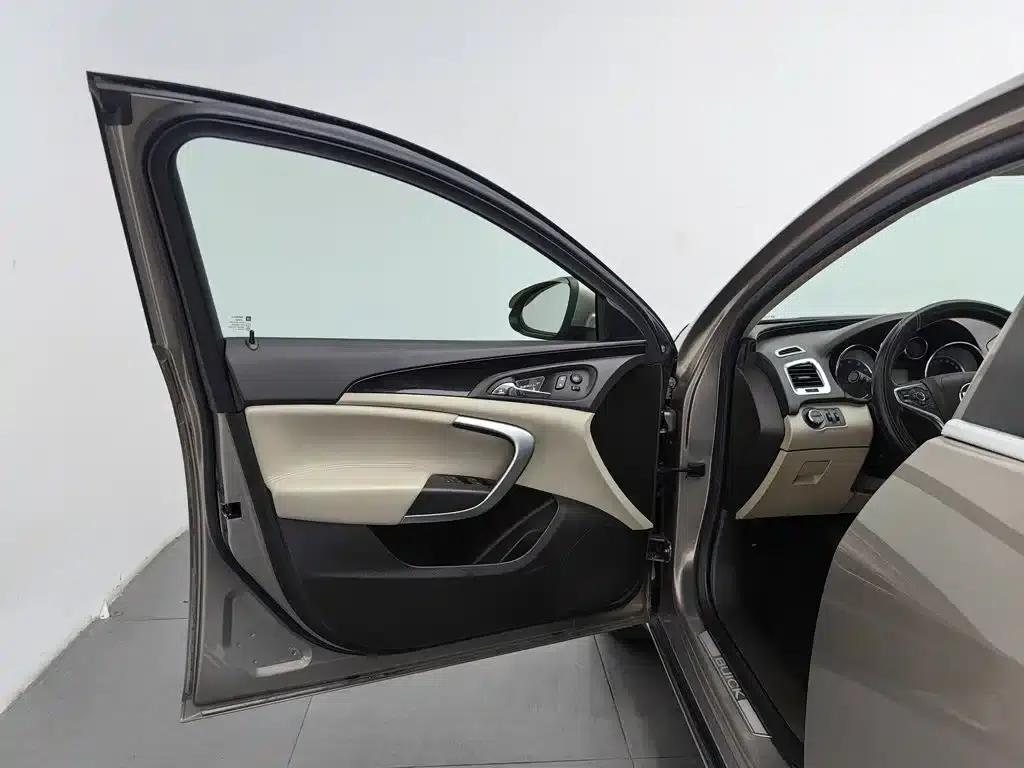 Buick Regal 2015 2.0L Leading Fashion Edition — миниатюра 8