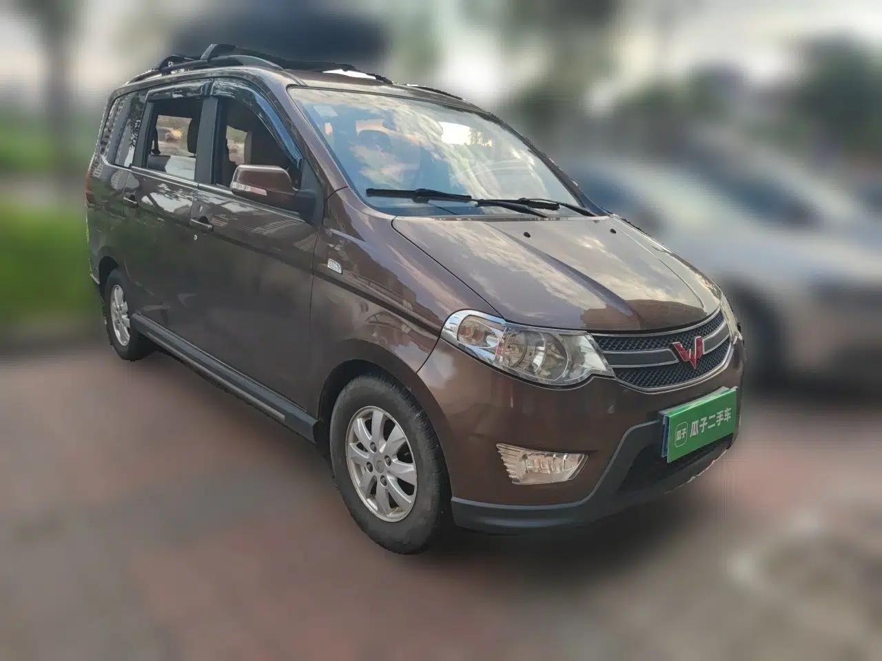 Wuling Hongguang 2014 1.5L S Comfort Model — миниатюра 3