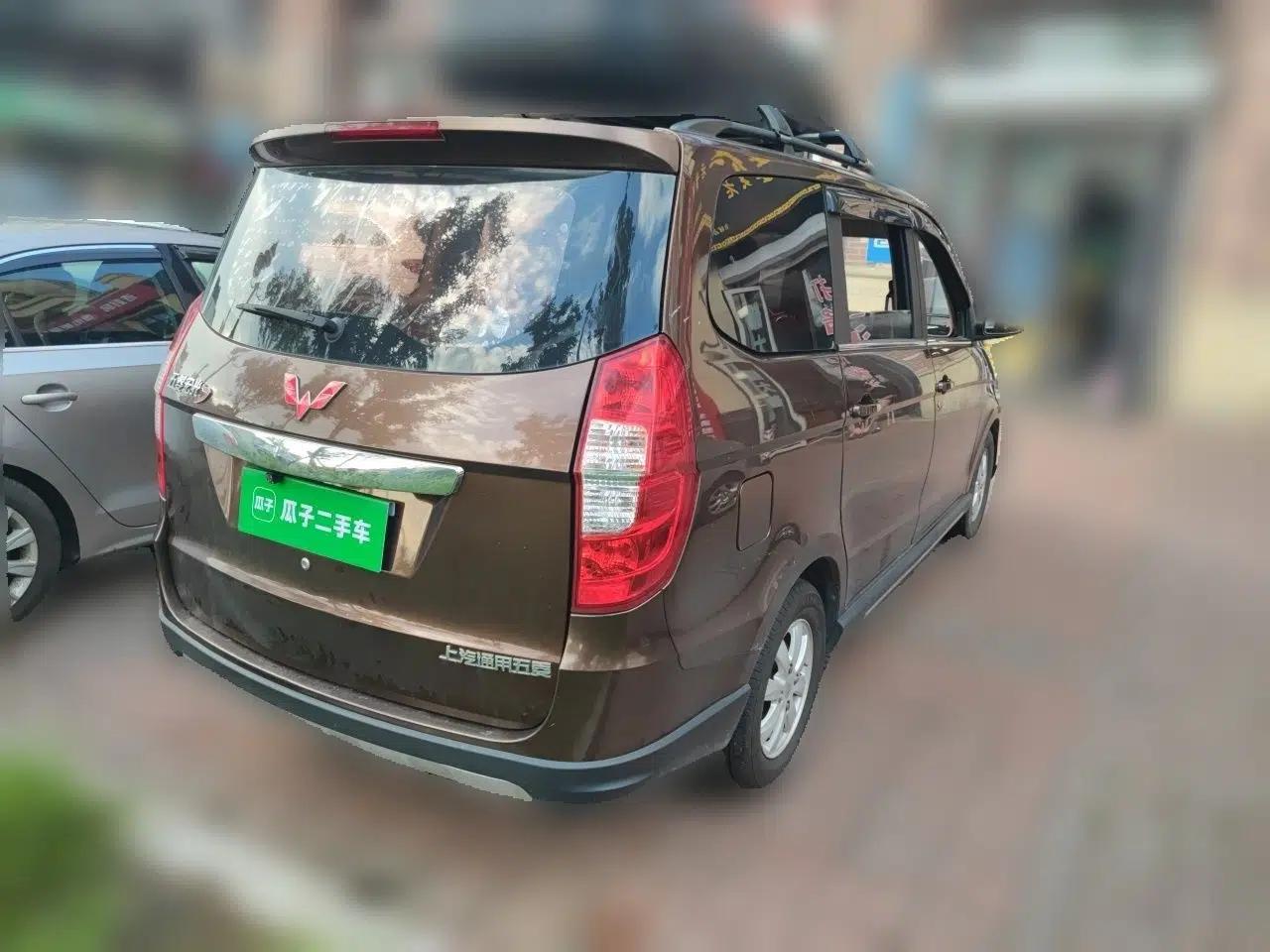 Wuling Hongguang 2014 1.5L S Comfort Model — миниатюра 6