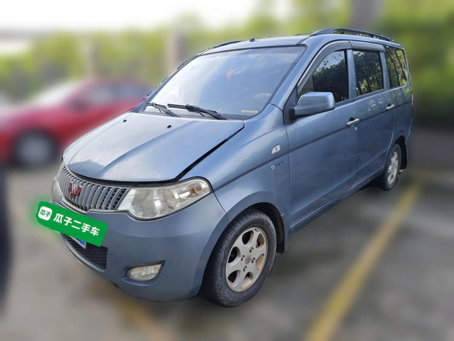 Wuling Hongguang 2014 1.5L Standard Version — миниатюра 1
