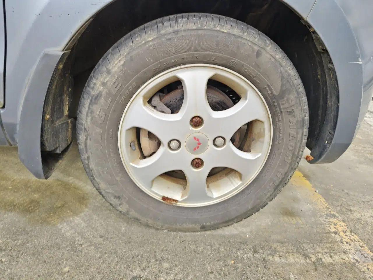 Wuling Hongguang 2014 1.5L Standard Version — миниатюра 8