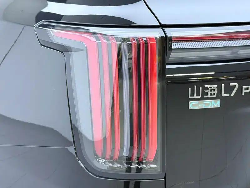 Jetour Mountain & Sea L7 PLUS 2026 Model, 121km/h, 5-seater Comfort Edition — миниатюра 13