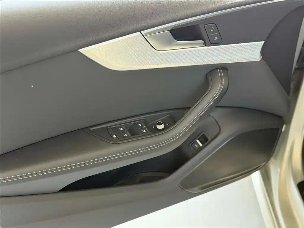 Audi A4L 2020 40 TFSI Fashion Elegance — миниатюра 19