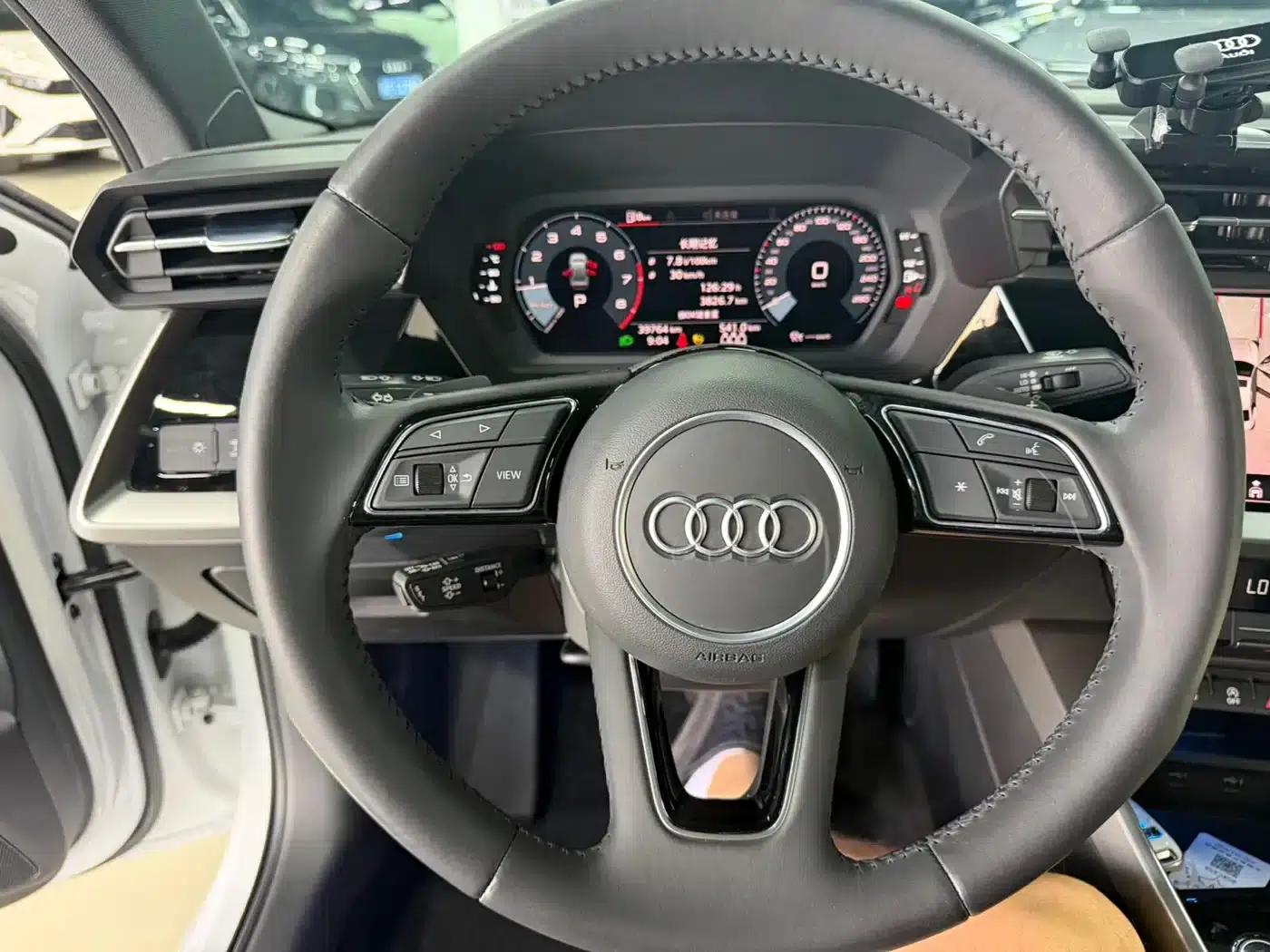 2022 Audi A3 A3L Limousine 35 TFSI Fashionable Elegant Model — миниатюра 10