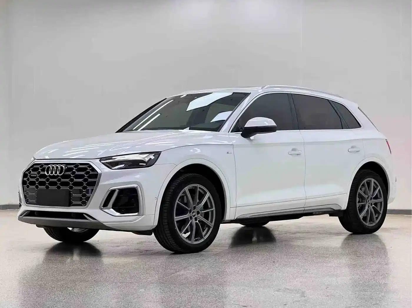 Audi Q5L 2023 40T Luxury Dynamic — миниатюра 1