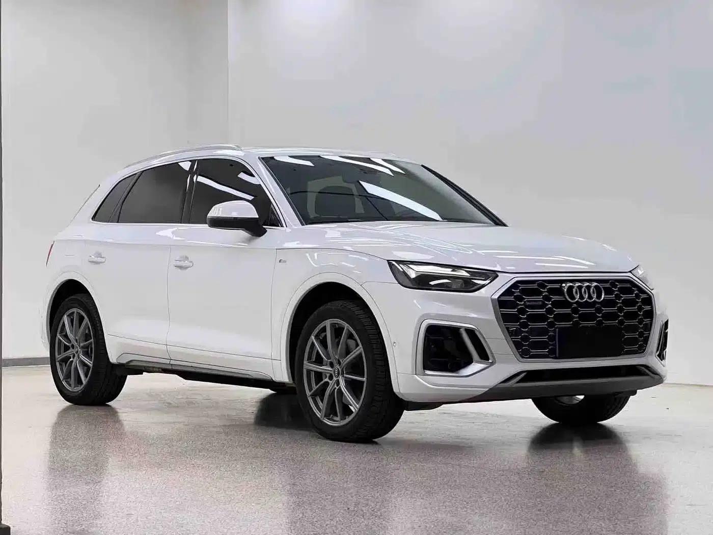 Audi Q5L 2023 40T Luxury Dynamic — миниатюра 3