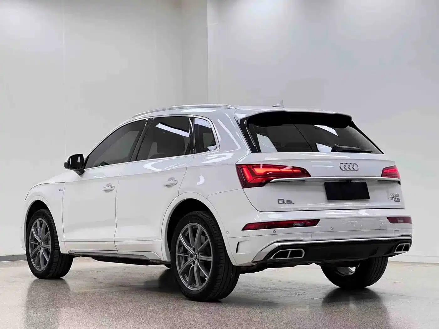 Audi Q5L 2023 40T Luxury Dynamic — миниатюра 27