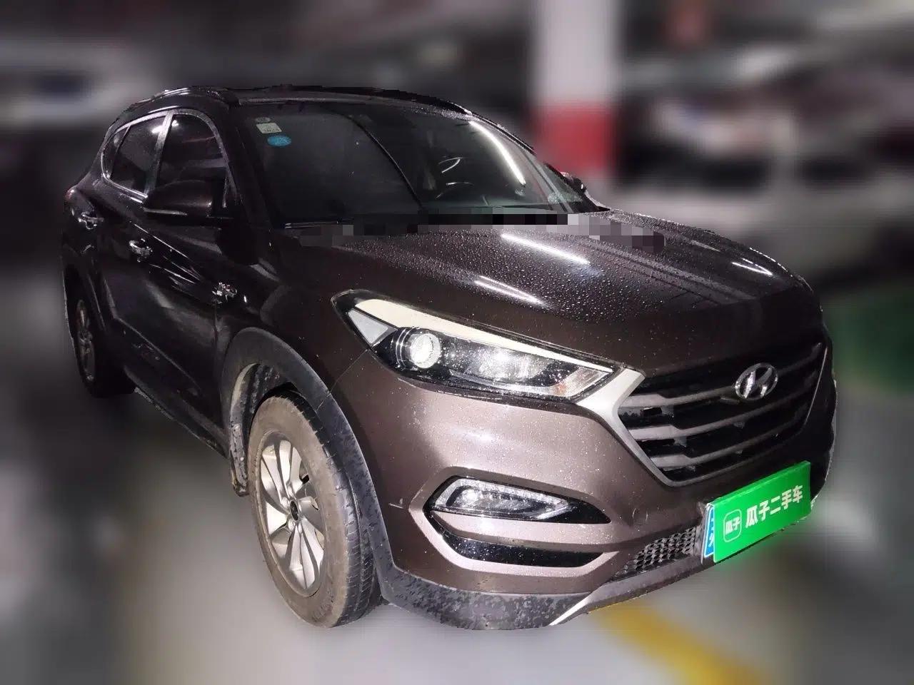 Hyundai Tucson 2015 1.6T Dual-Clutch Two-Wheel-Drive Smart Model — миниатюра 3