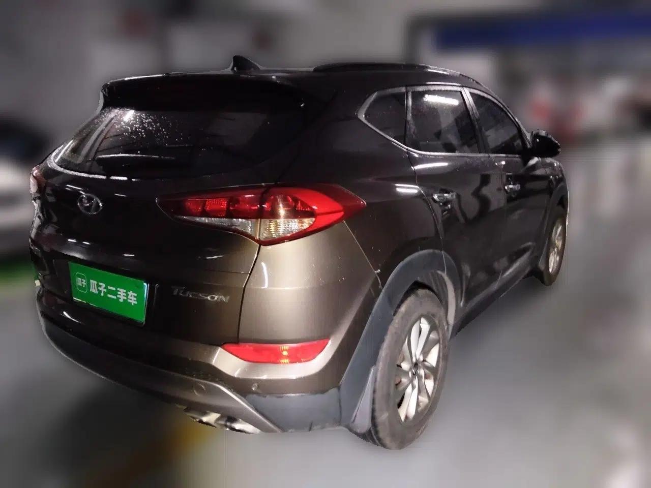 Hyundai Tucson 2015 1.6T Dual-Clutch Two-Wheel-Drive Smart Model — миниатюра 6