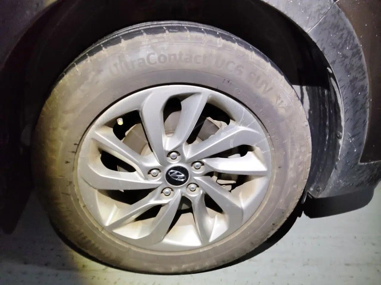 Hyundai Tucson 2015 1.6T Dual-Clutch Two-Wheel-Drive Smart Model — миниатюра 8