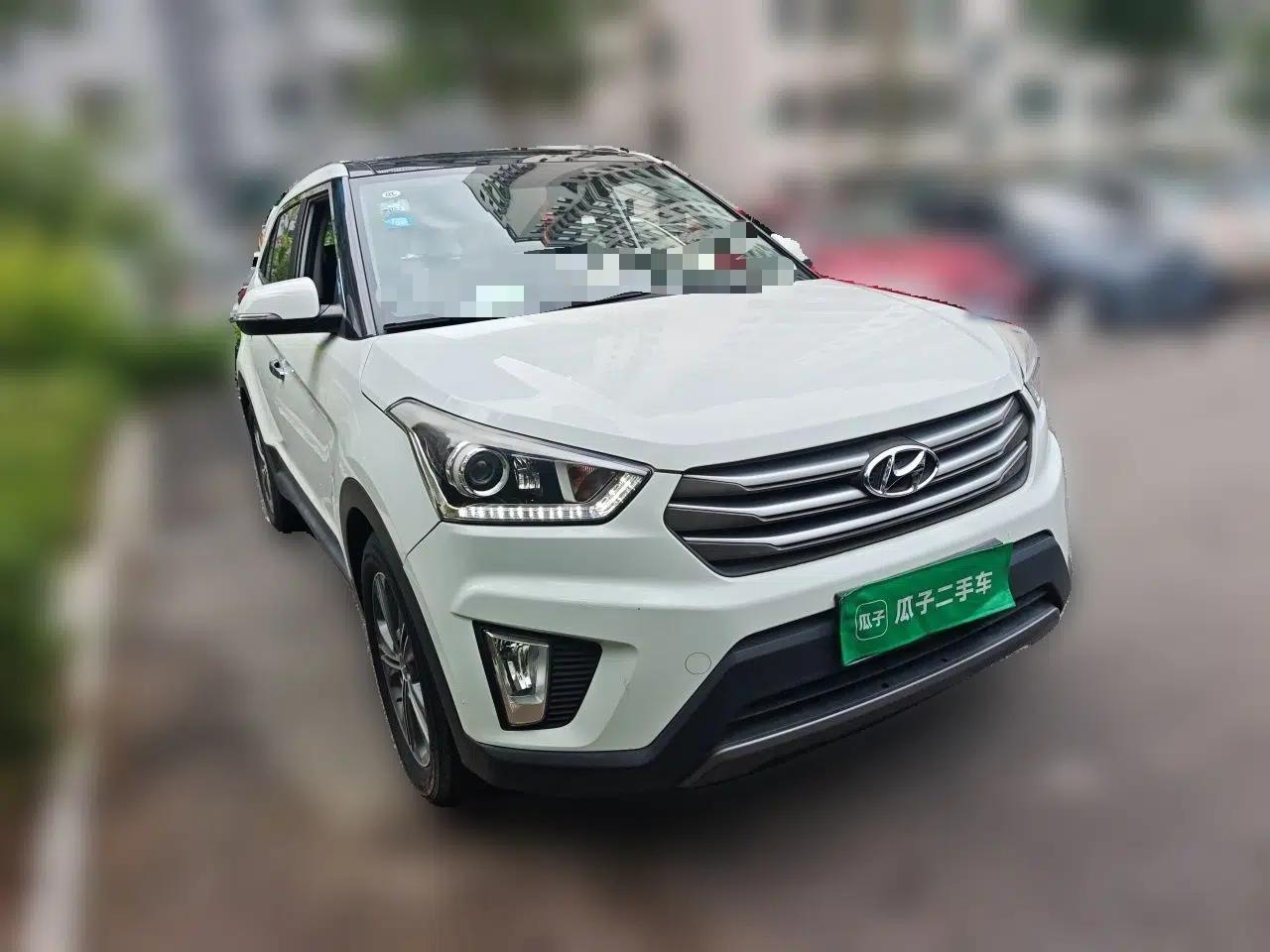 Hyundai ix25 2015 1.6L Automatic Two-Wheel-Drive Deluxe DLX Model — миниатюра 3