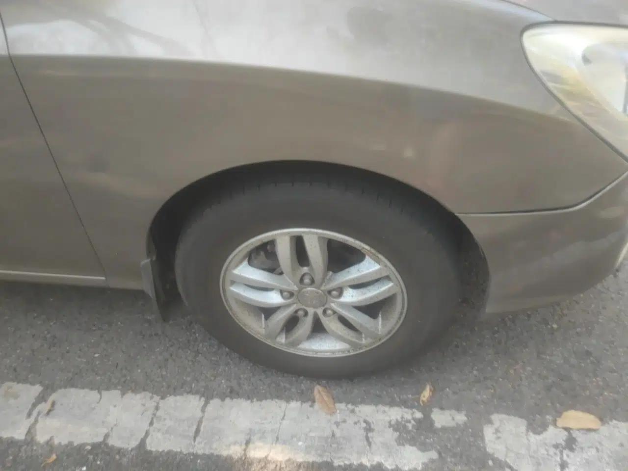 Hyundai Celesta 2011 1.6L Automatic Luxury Version — миниатюра 8