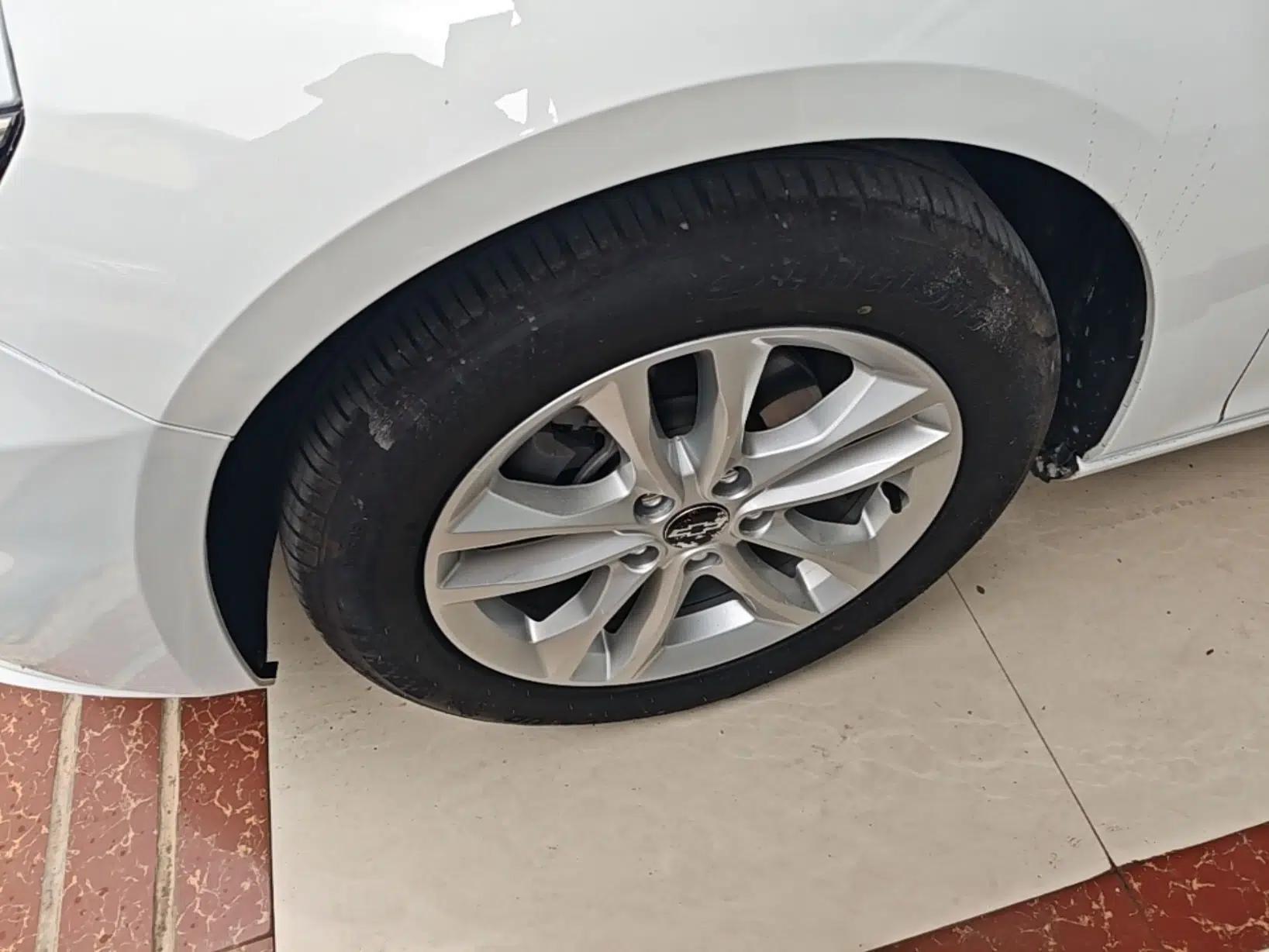 Chevrolet Malibu XL 2017 1.5T Automatic Ruichi Edition — миниатюра 10