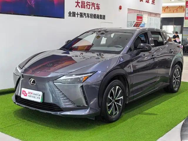 Lexus RZ 2023 450e DIRECT4 Luxury Edition