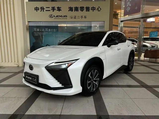 Lexus RZ 2023 450e DIRECT4 Luxury Edition