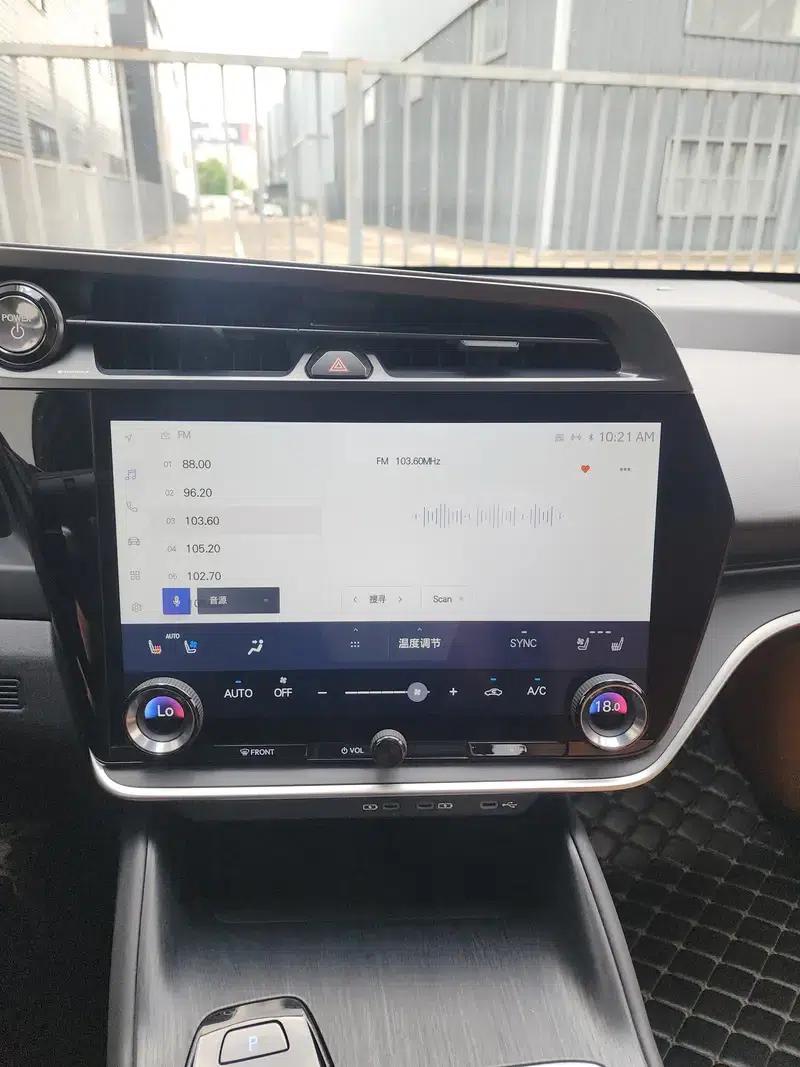 Lexus RZ 2023 450e DIRECT4 Executive Edition — миниатюра 15
