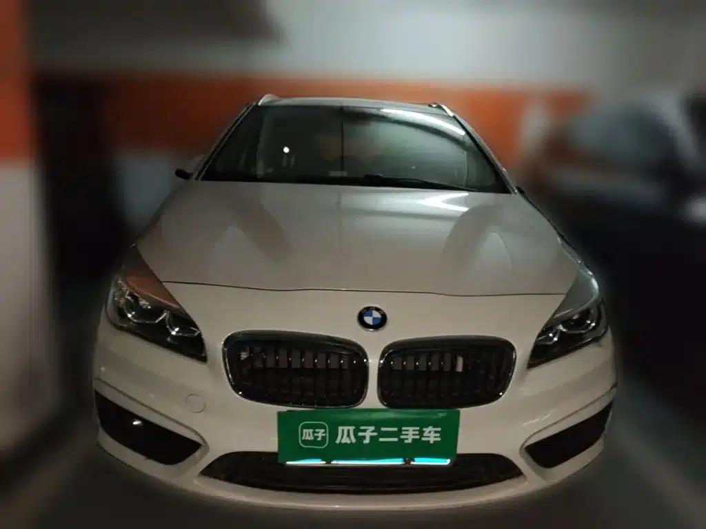2016 BMW 2 Series Gran Tourer 218i Sport Design Package — миниатюра 24