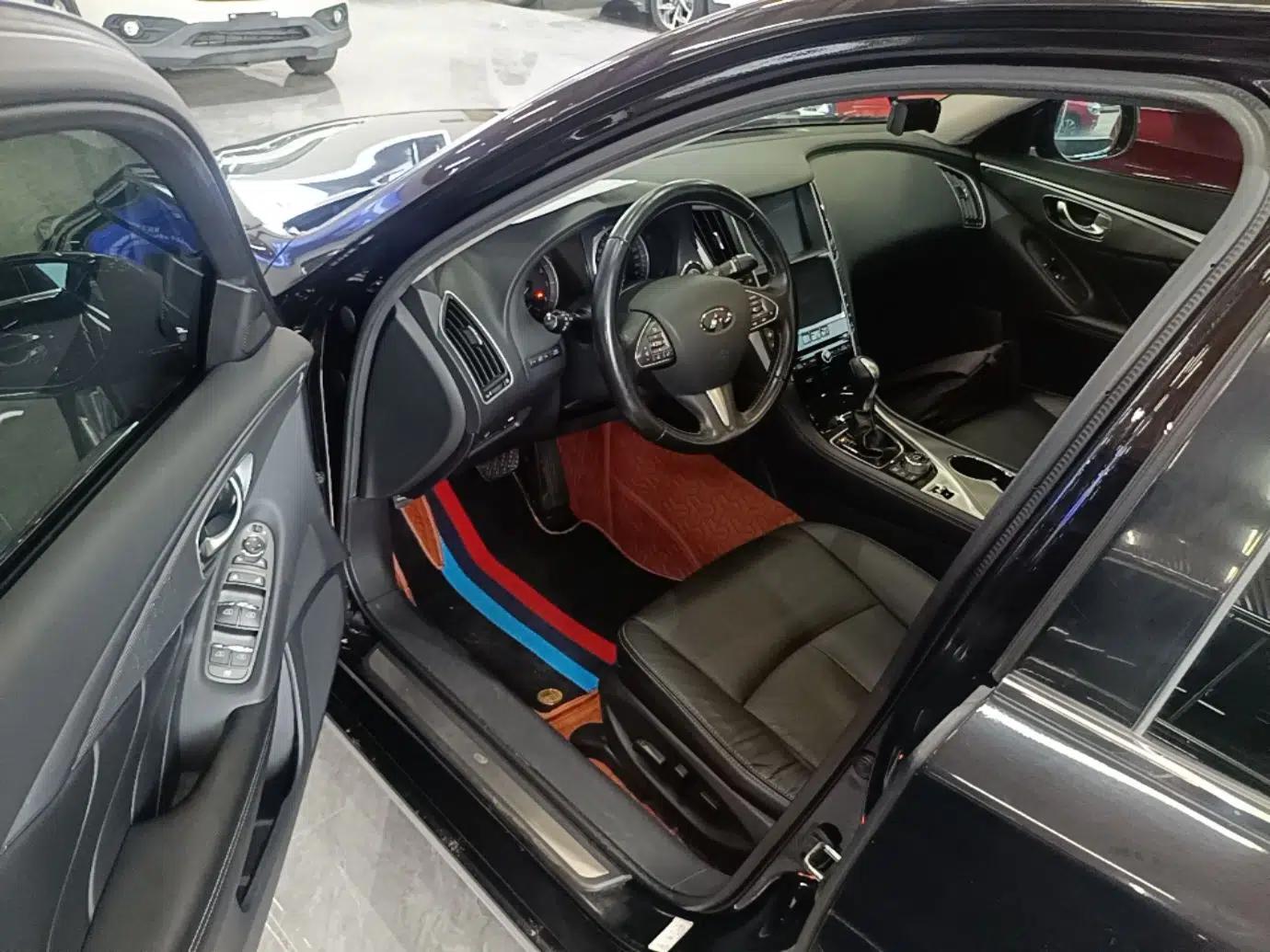 Infiniti Q50L 2016 2.0T Enjoyment Edition — миниатюра 18
