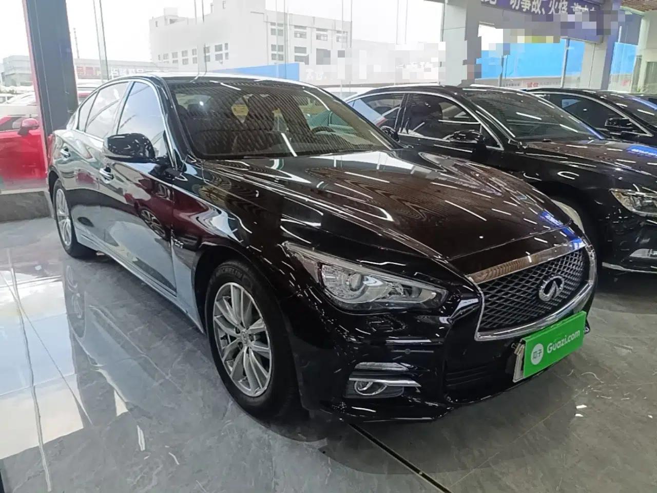 Infiniti Q50L 2016 2.0T Enjoyment Edition — миниатюра 3