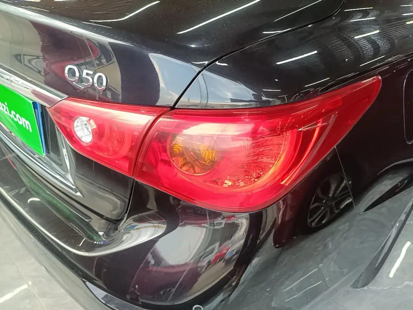 Infiniti Q50L 2016 2.0T Enjoyment Edition — миниатюра 9