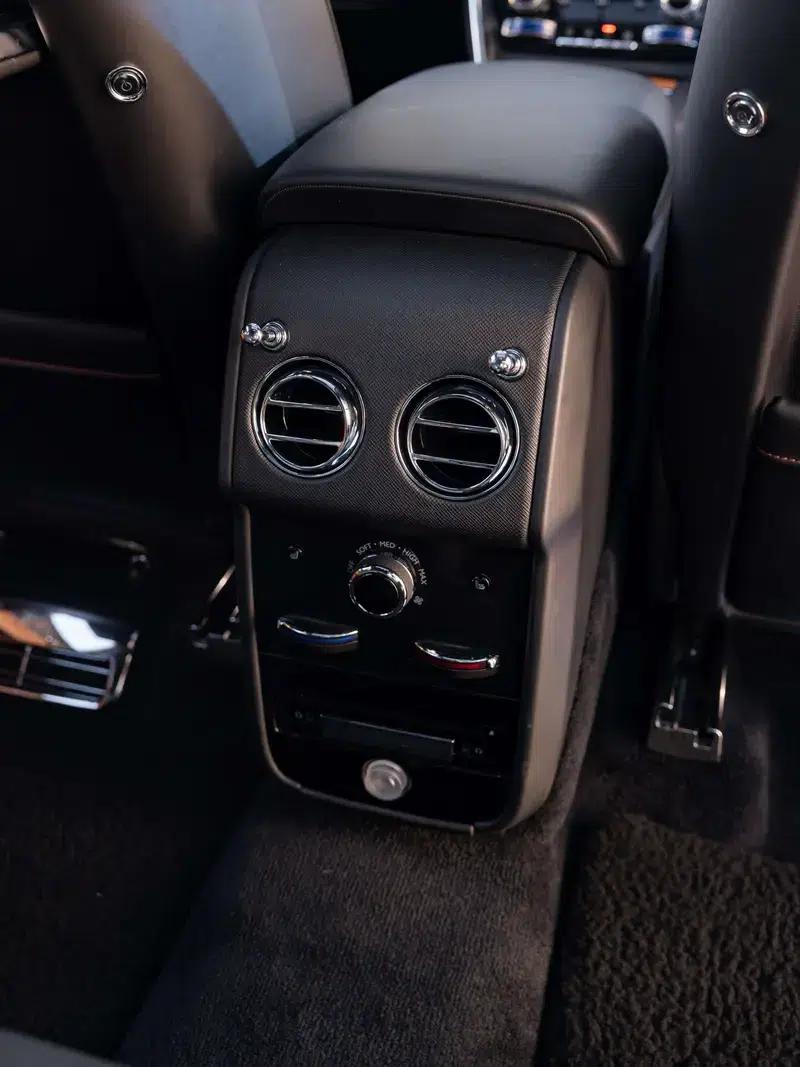 2018 Cullinan 5-seater — миниатюра 12
