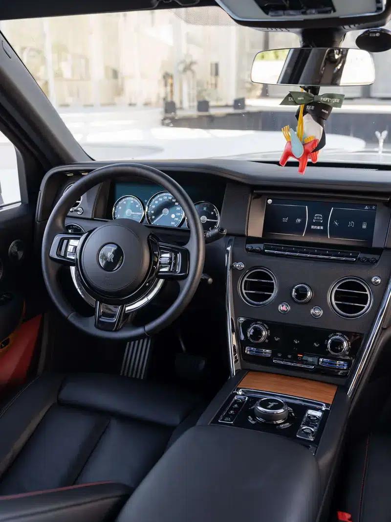 2018 Cullinan 5-seater — миниатюра 15