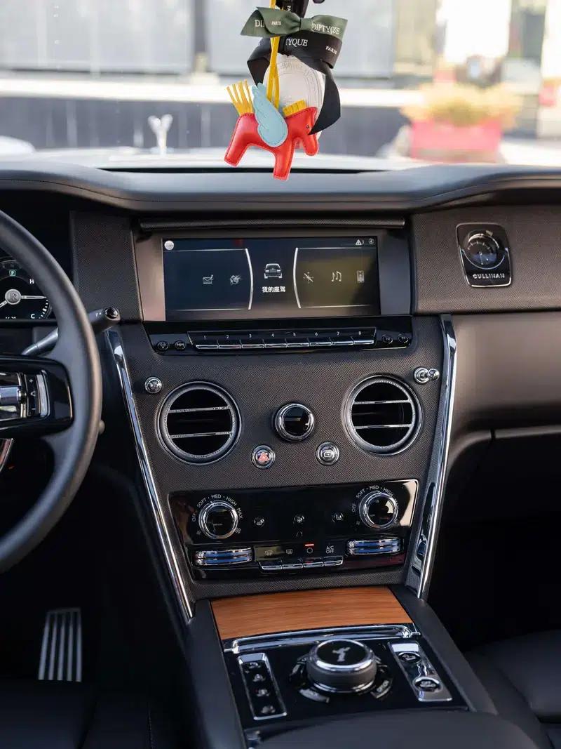 2018 Cullinan 5-seater — миниатюра 16