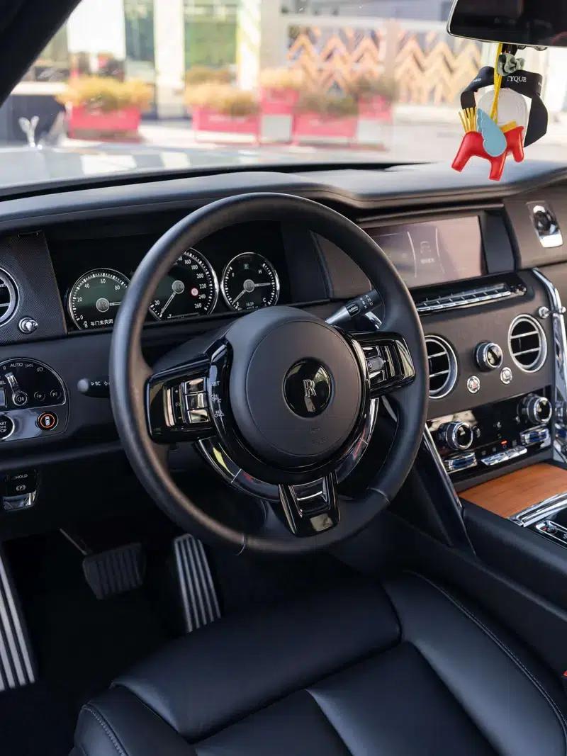 2018 Cullinan 5-seater — миниатюра 19