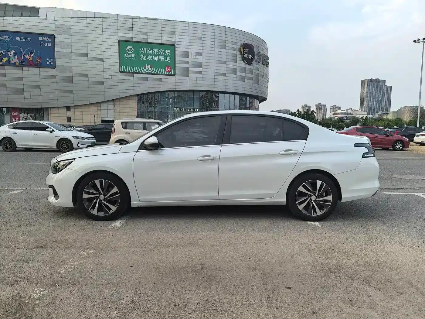 Peugeot 408 2019 360THP Automatic Luxury Edition (China VI Emission Standard) — миниатюра 3