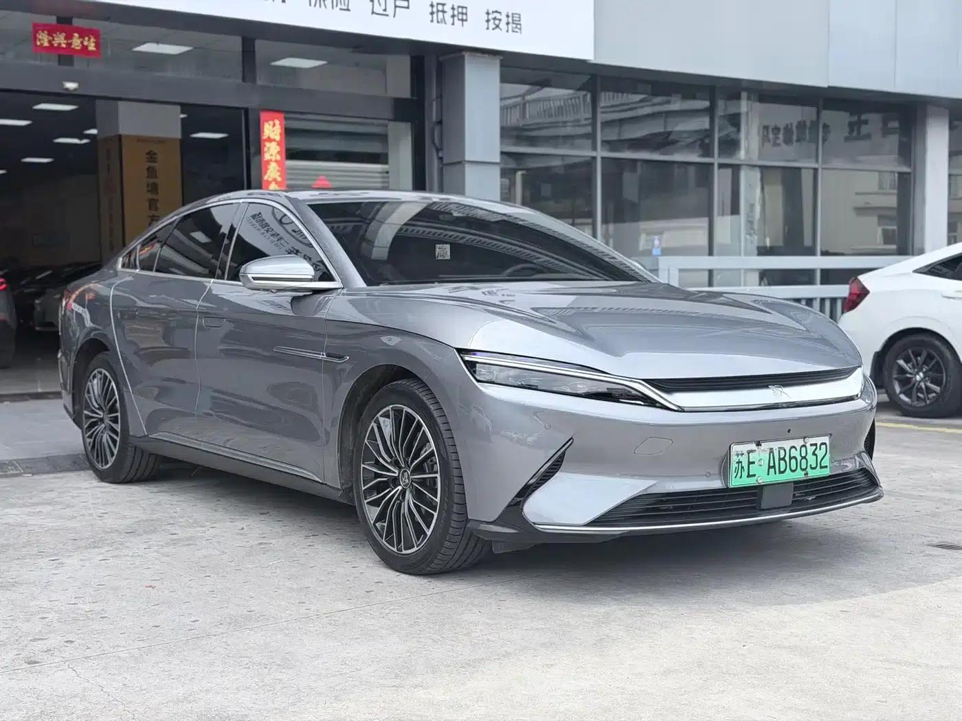 Han 2021 EV Standard Range Luxury Edition — миниатюра 3