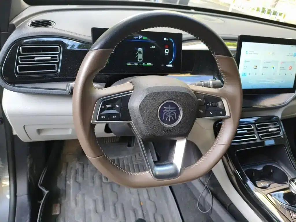 Qin PLUS 2024 Glory Edition DM-i 55KM Leading Model — миниатюра 3