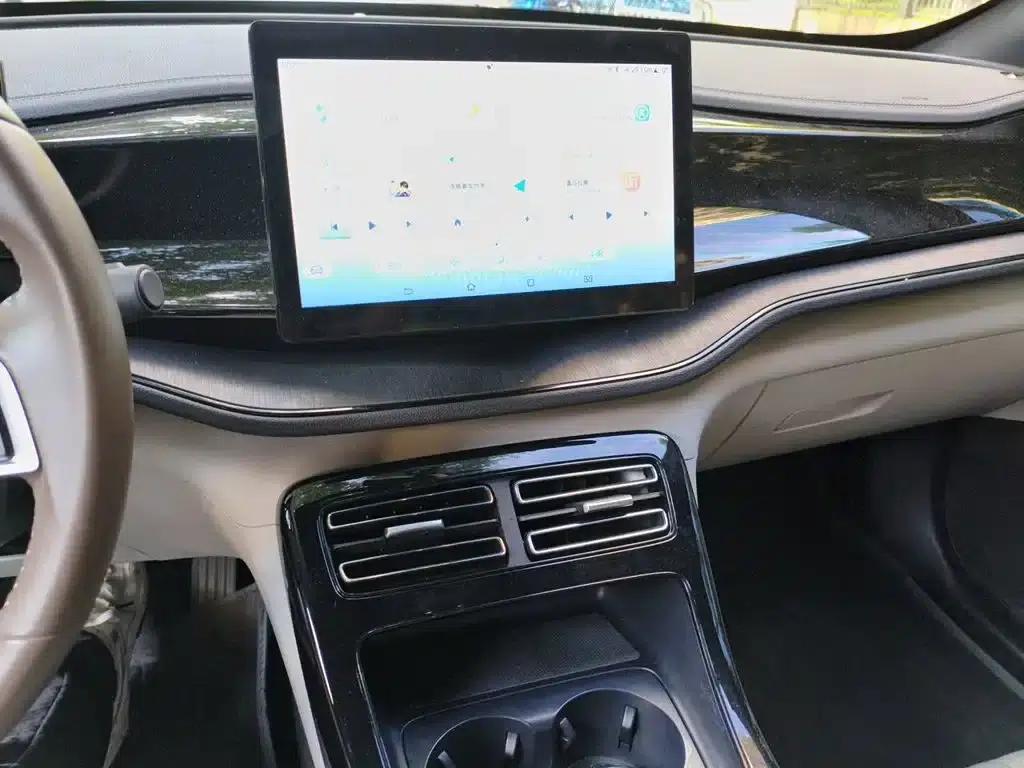 Qin PLUS 2024 Glory Edition DM-i 55KM Leading Model — миниатюра 6