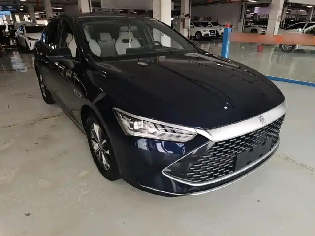 Qin PLUS 2024 Glory Edition DM-i 55KM Leading Model — миниатюра 4