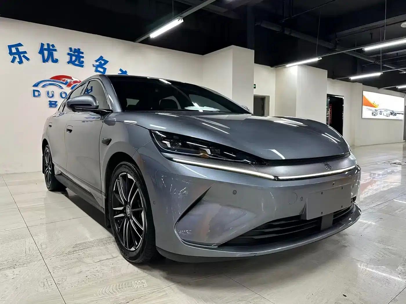 Qin L 2025 EV 545KM Cloud Carriage Edition — миниатюра 3