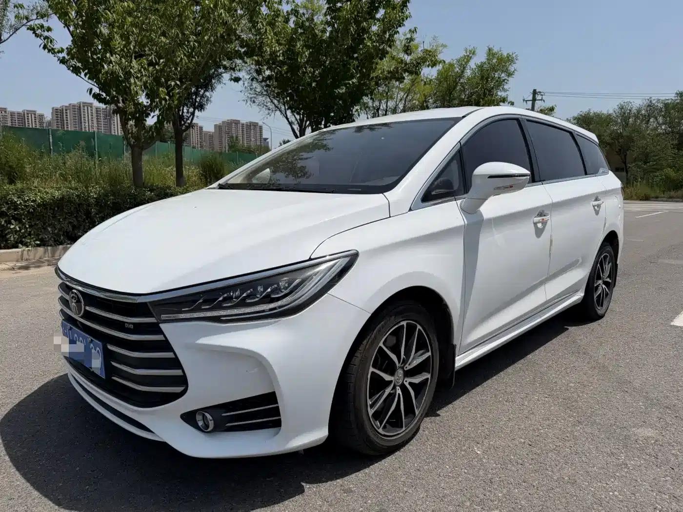 Song MAX 2017 1.5T Automatic Intelligent Luxury 7-Seater — миниатюра 1