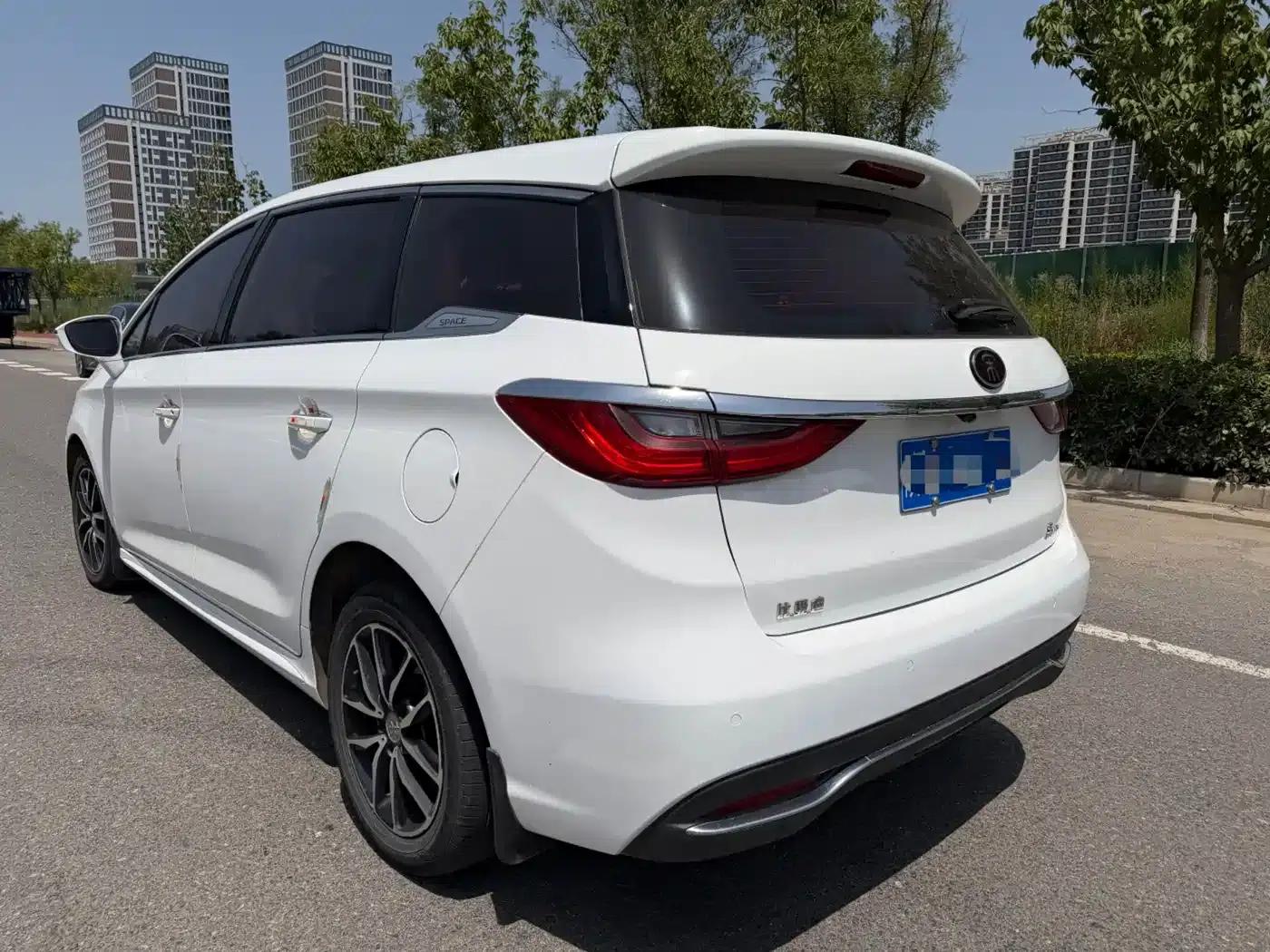 Song MAX 2017 1.5T Automatic Intelligent Luxury 7-Seater — миниатюра 6