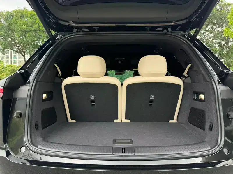 2025 Lado L90 Six-Seat Max — миниатюра 17