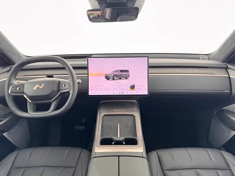 2025 Audi L90 Six-Seat Ultra — миниатюра 15