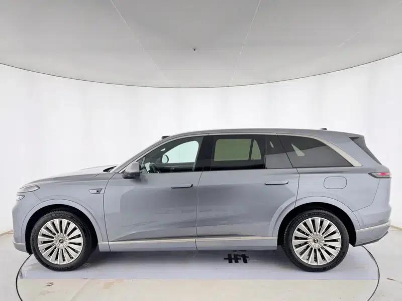 2025 Audi L90 Six-Seat Ultra — миниатюра 4