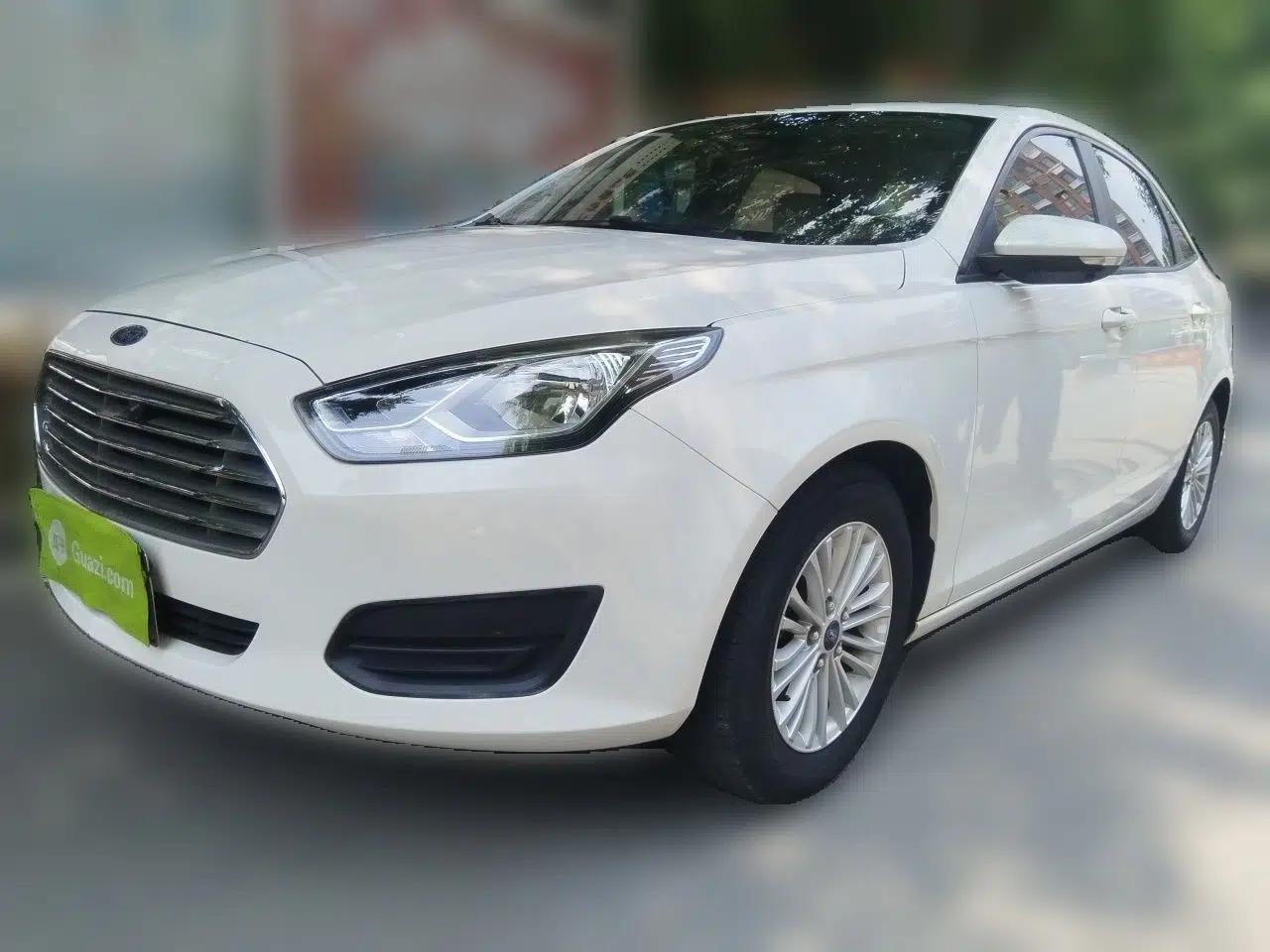 Ford Escort 2017 Revised Version 1.5L Manual Comfort Edition — миниатюра 1
