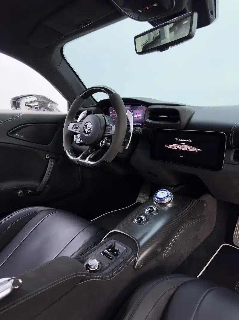 Maserati MC20 2023 3.0T Cielo PrimaSerie First Edition — миниатюра 27
