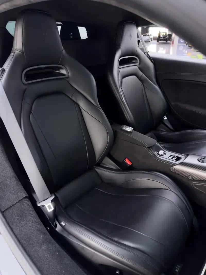 Maserati MC20 2023 3.0T Cielo PrimaSerie First Edition — миниатюра 31
