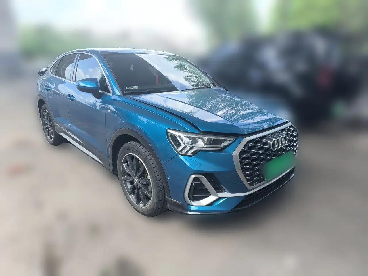 Audi Q3 Sportback 2020 45 TFSI quattro Luxury Edition — миниатюра 3