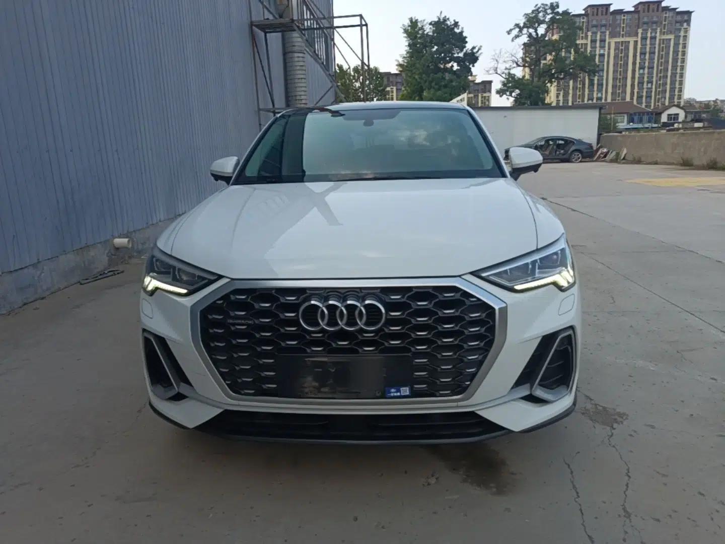 Audi Q3 Sportback 2020 45 TFSI quattro Fashion Edition — миниатюра 2